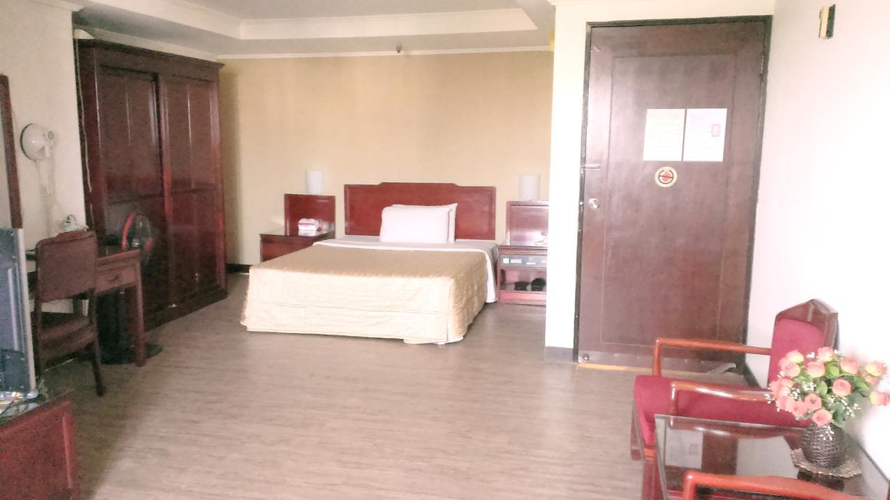 Galaxy Hotel ไถจง ภายนอก รูปภาพ